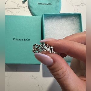 Tiffany & Co. Paloma Picasso Ring
